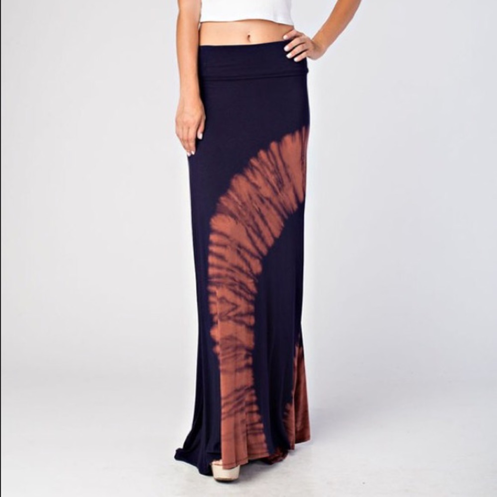 New**Love in tye Dye skirt or dress